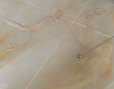 西充瓷砖空鼓维修公司分享粘合剂选择不当在瓷砖铺贴过程中可能导致以下问题